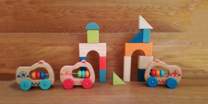 Masinuta din lemn, jucarie pentru bebe, Egmont Toys - imaginea 2